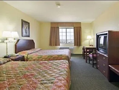 Hotel Super 8 By Wyndham Worth Downtown South 2*