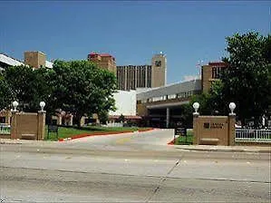 Hotel Super 8 By Wyndham Worth Downtown South